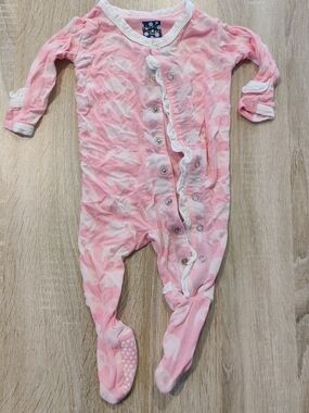 Kickee Pants Pink Elephant Patterned Footed One-Piece Size 0-3mo